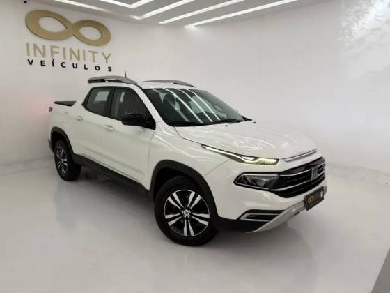 FIAT TORO 2.0 16V TURBO DIESEL FREEDOM 4WD AT9 FIAT TORO 2.0 16V TURBO DIESEL FREEDOM 4WD AT9
